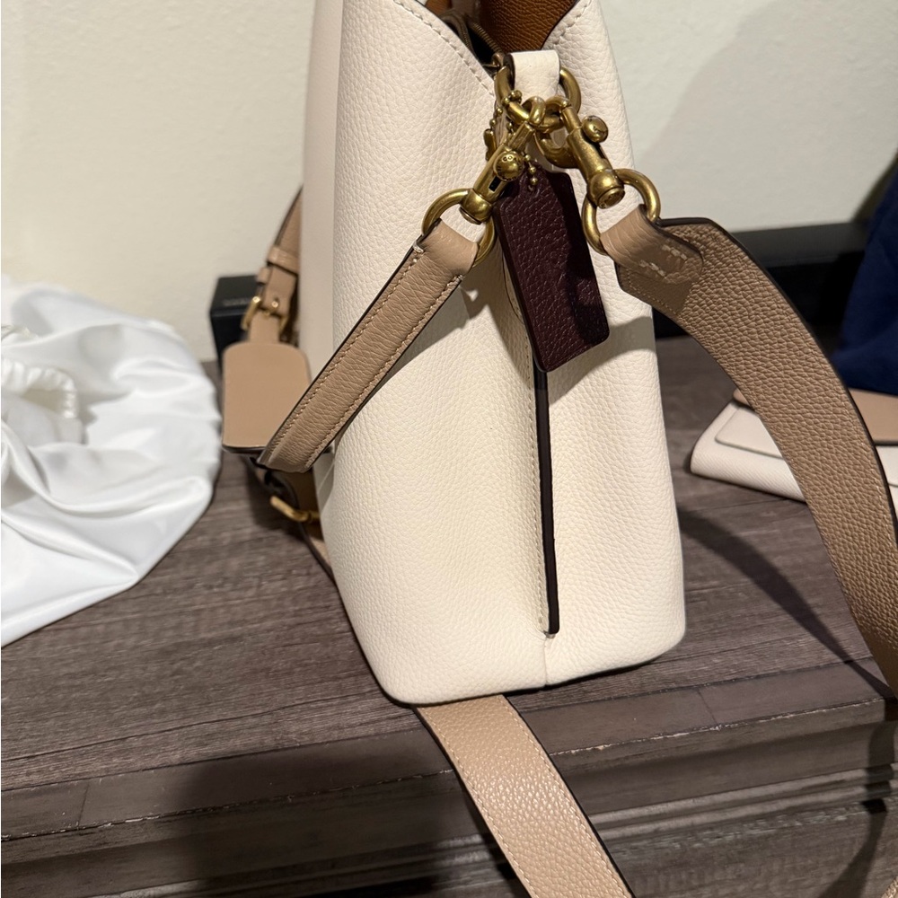 Coach Willow Shoulder Bag in Colorblock - Picture 5 of 7